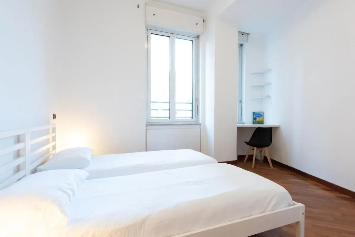 Stylish Brera Apartment Mediolan Włochy